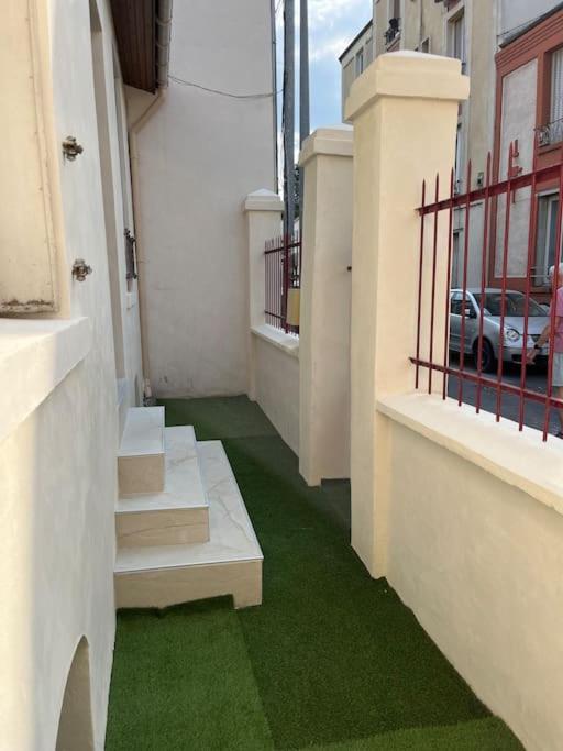 La Maison Rayofam, A 30 Min De Paris, A 5 Min Du Stade De France Saint-Denis  Bagian luar foto