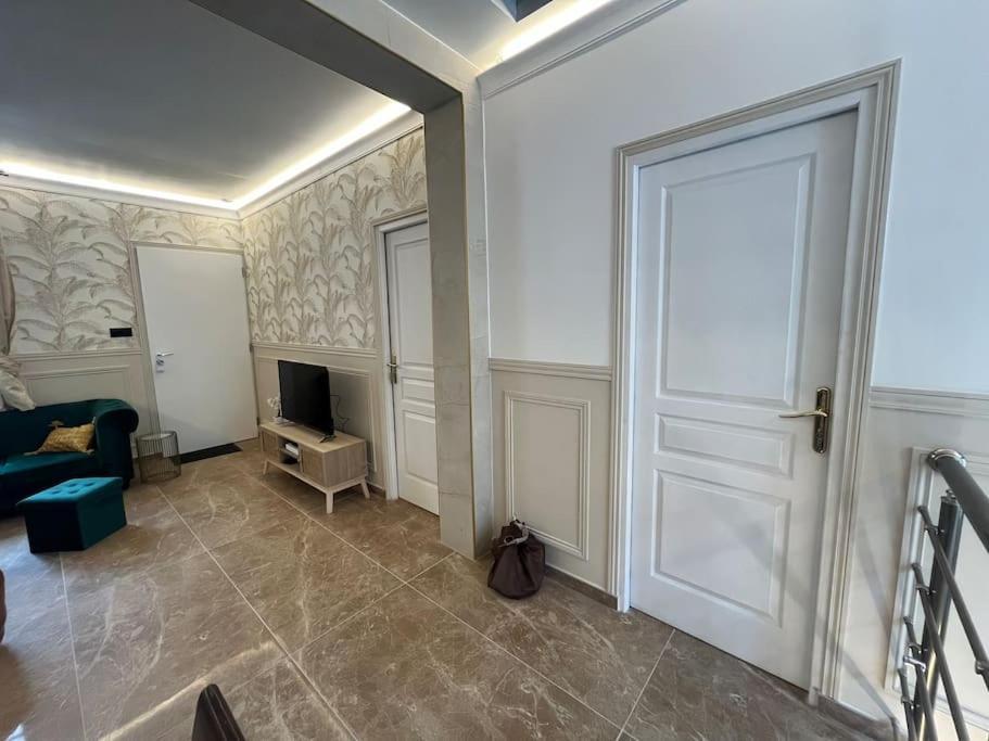La Maison Rayofam, A 30 Min De Paris, A 5 Min Du Stade De France Saint-Denis  Bagian luar foto